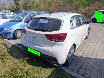 Prodám havarovanou Kia Rio 2021 1.2 62kw - 12