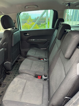 PEUGEOT 5008 1.6HDi 7 MÍST AUTOMAT - 12