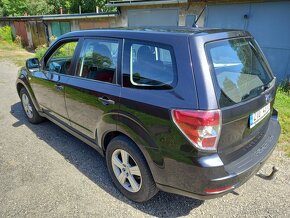 Subaru Forester 2.0D 108kW, 142 tkm,manuál, pěkné auto - 12