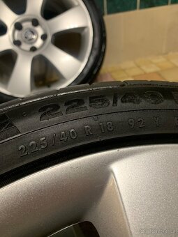Alu kola Škoda R18 5X112 LETNÍ PNEU 225/40 R18 LUNA - 12
