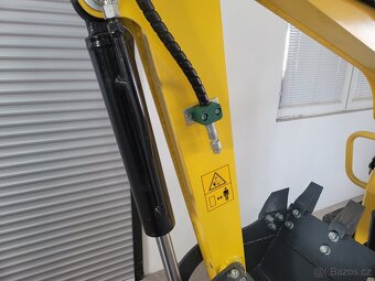 AKCE - bagr Dabaki KA 10 (vč.DPH) - 12