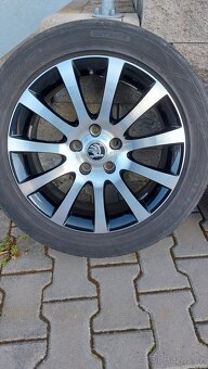 Alu kola 5x112 r17 originál Škoda Yeti - 12