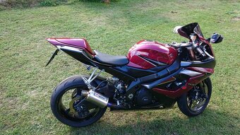 Suzuki GSXR 1000 - 12