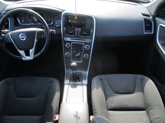 XC60 2,4 AWD Kinetic 133kw Manual bez koroze 2014 odp. DPH - 12