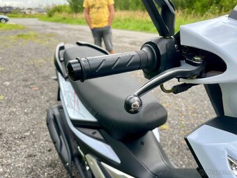 Skútr Maxon Ardour 125 – bílý, r.v. 2022 - 12