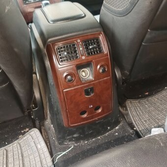 Ssangyong Rexton 2.7 Xdi , tažné na 3,5t - 12