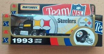 matchbox convoy cy109 Ford Aeromax NFL 1993  č. 2 - 12