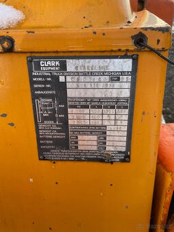 Vysokozdvižný vozík Clak C500 diesel - 12