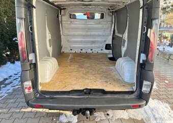 Opel Vivaro 1,9 DCI , L1H1 , 3 místa nafta - 12