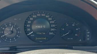 E 280 CDI 4-MATIC - 12