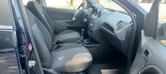 Ford Fiesta benzin 2008 - 12