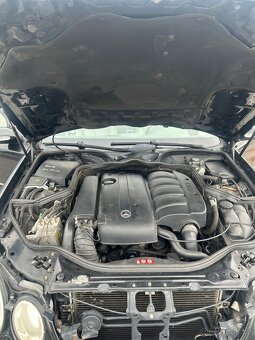 Mercedes - Benz w211 - 12
