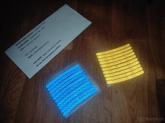 nové auto různé doplňky - 12