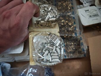 Dudinky, očka na vodiče - 12