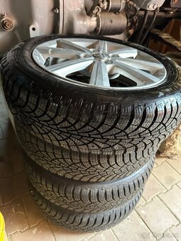 Sada zimních kol VW. Pneu 165/65 R15 Goodyear ultragrip 9. - 12