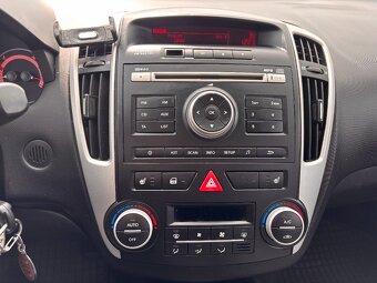 Kia Ceed kombi 1,6 CRDi 85 kW, koup.v ČR - 12