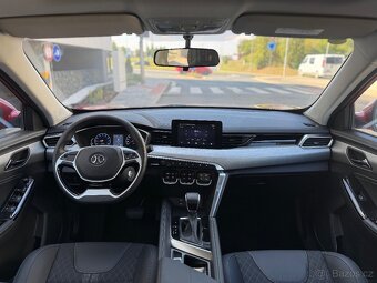 BAIC Beijing X35 1,5 T 100kW AUT PANORAMA LED ŠÍBR NOVÝ VŮZ - 12