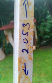Dvoumetrový PARAPET  síla 3cm 205x30cm. - 12