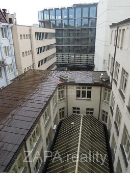 pronájem kancelář ateliér 40 m2 Praha 1 Národní ulice 2. pat - 12