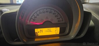 Smart ForTwo Coupe 1,0i 45Kw benzín - 12