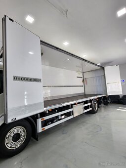 VOLVO FE320 chladiarenské-mraziarenské ADR - 12