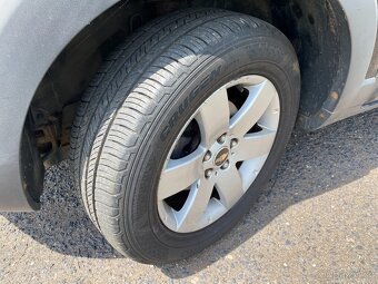 Chevrolet Captiva benzin 2,4- 100kw,rok:8/2006,najeto:135tkm - 12