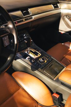 Audi A8 4.2TDi - 12