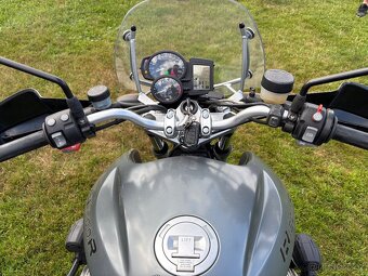 BMW R 1200 R - 12