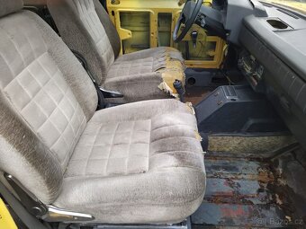 Prodám Tatra 613, nedokončená renovace - 12