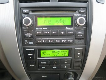 Hyundai Tucson 2.0 CRDI 103 kW 4X4 - 12
