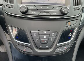 Opel Insignia 1.6 CDTI 136K AT6 - 12