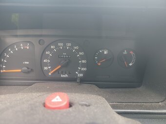 Ford Orion 1.4i r. 1998 Ghia - 12