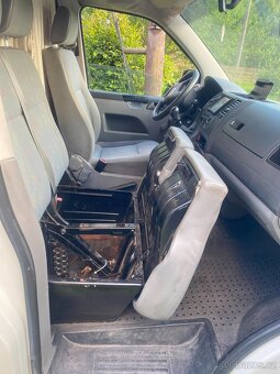 2003 Volkswagen t5 obytná dodávka - 12