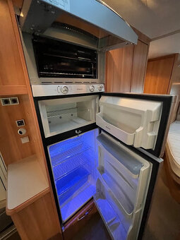 Hymer Nova 545 AUT. MOVER, KLIMA, PŘEDSTAN LUXUSNÍ KARAVAN - 12