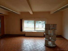 Pronajmu výrobní, skladové a kancelářské zázemí. - 12