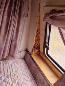 KARAVAN HOBBY PRESTIGE - 12