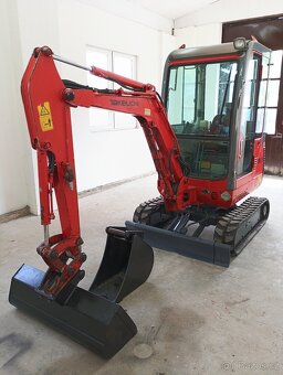 Minibagr Takeuchi TB 016 roztahovací podvozek - 12
