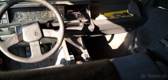 PRODÁM RENAULT 21 RX 2.2 81KW ROK 87 - 12