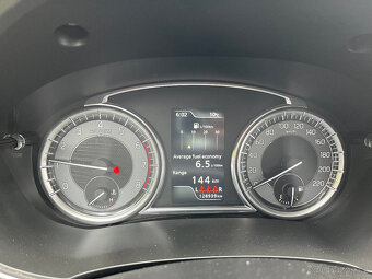 Suzuki Vitara,1,4-103kw,PREMIUM,CZ,1maj.,servis suzuki - 12