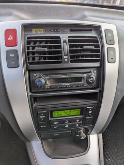 Hyundai Tucson 2.0 CRDi 103 kW, 4x4 - 12