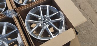 Kia sportage tucson 5x114,3 r18 sorento cx5 cx7 crv honda - 12