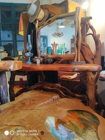 epoxidový nábytek s minerály, toaletní stolek, stojací lampa - 12