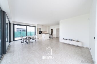 Rodinný dům 4+kk, 190 m², pozemek 824 m² – Vysoký Újezd, jen - 12