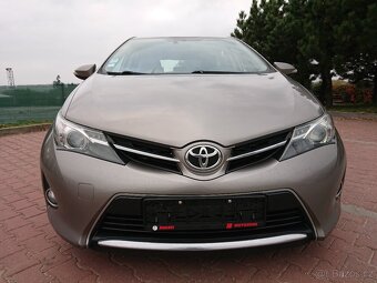 Toyota Auris 2.0 D-4D Active 12/2013 - 12