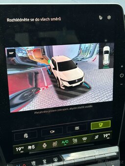 Renault AUSTRAL, Full HYBRID 200 - PŘEDVÁDĚCÍ VŮZ - 12