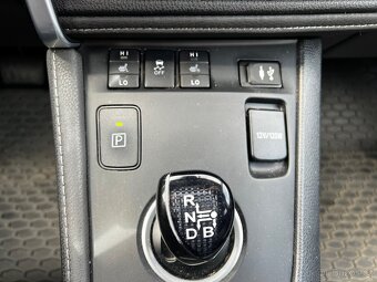 Toyota Auris 1,8 Hybrid - 12