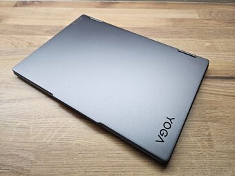 14 OLED DOTYK_LENOVO YOGA 7 14AHP9_R7-8840HS_AMD RADEON 780 - 12