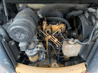 Minibagr Caterpillar 301.8 - 12