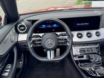 Mercedes-Benz Třídy E, 200 Cabrio - 12