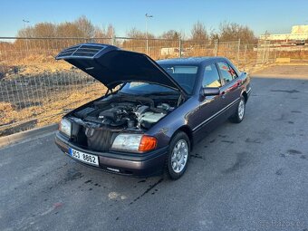 Mercedes Benz C200 - 12